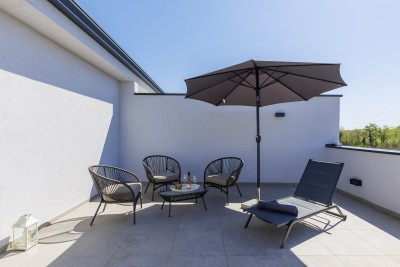 Poreč okolica | Moderna vila s bazenom i krovnom terasom | 168 m² | Novogradnja 2023 44