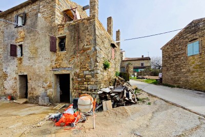 A beautiful Istrian house with a beautiful view, completely renovated - under construction 3
