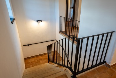 Istarska vila s bazenom, terasama i pogledom na more 30