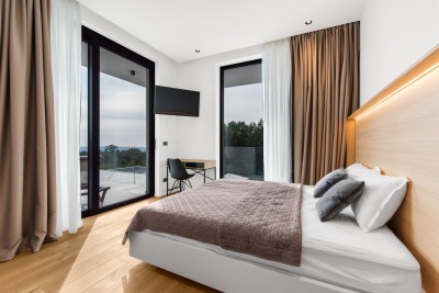 Villa di lusso esclusiva con piscina e comfort di alto livello 16