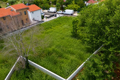 Poreč okolica – Zemljište s projektom za vilu s bazenom 4