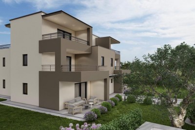 New apartment in a modern building with a large yard in an attractive location - under construction 3