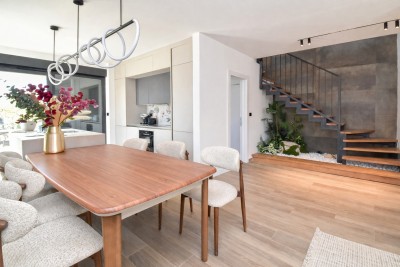 Moderne Villa mit Pool, Sauna und gepflegtem Garten – ruhige Lage nahe Poreč 8