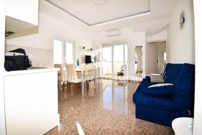 A beautiful apartment 500m from the sea with a terrace and an enchanting view