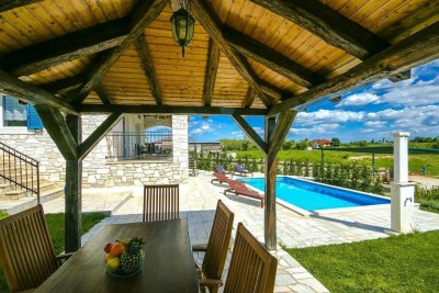 Beautiful stone villa with swimming pool 10