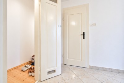 Stan u samom centru grada, svega 30 m od rive i mora 13