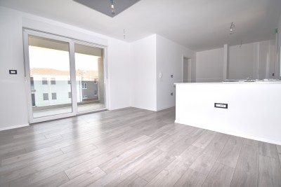Thre-room apartment in a new building on the second floor