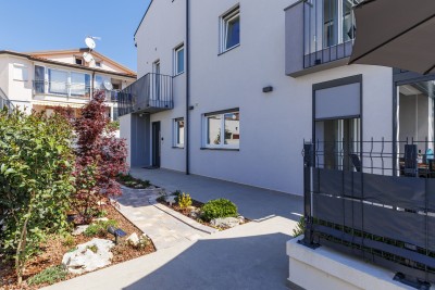 Poreč okolica | Moderna vila s bazenom i krovnom terasom | 168 m² | Novogradnja 2023 50