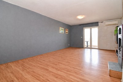 Stan s pogledom na more – Poreč centar 4