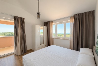 Poreč okolica - Vila s 5 spavaćih soba, bazenom, pogled more 23
