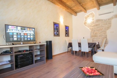 Casa in pietra d'Istria con vista mare e 4 appartamenti di lusso 22