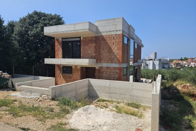 Casa Pola - nella fase di costruzione 12