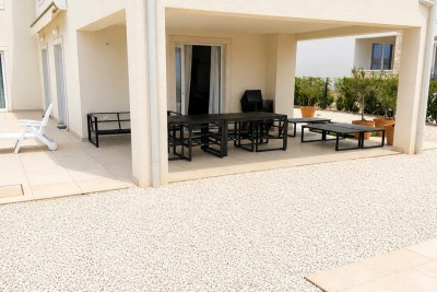 LUXUSVILLA MIT POOL UND MEERBLICK 18