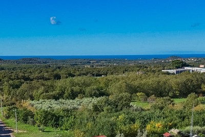Modern apartment on the 2nd floor in a building with an elevator and sea view - under construction