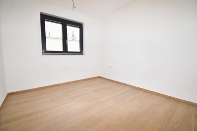 New apartment on the ground floor with a garden near the city 10