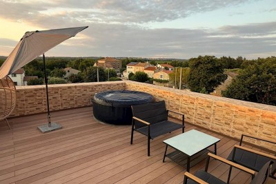 Šarmantna kamena kuća u nizu s pogledom na more 20