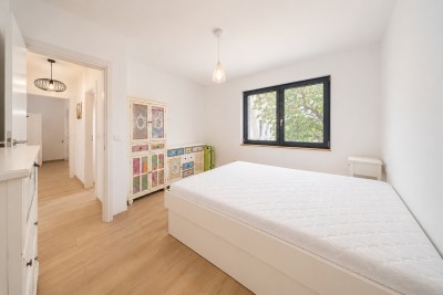 Poreč Area – Apartment with Rooftop Terrace and Sea View 10