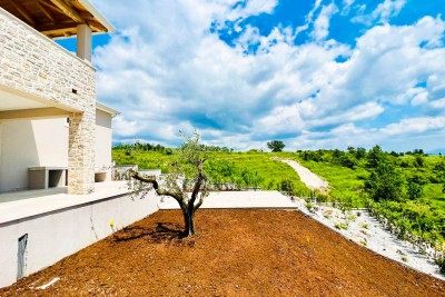 Lussuosa villa in pietra in posizione tranquilla con vista panoramica 6