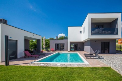 Eine neue moderne Villa mit Pool in der Nähe von Poreč 3