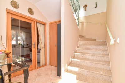 Casa con due appartamenti e un bel curato cortile 19