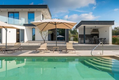 Villa di lusso esclusiva con piscina e comfort di alto livello 3