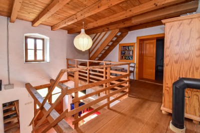 Affascinante casa in pietra istriana con cortile 12