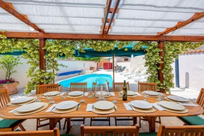 Rovinj area - two renovated stone houses with a pool 12