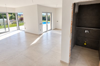 Kuća sa bazenom u okolici Poreča nedaleko Vrsara 10