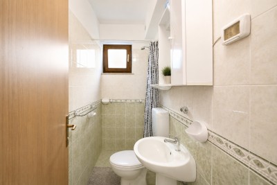 Novigrad, 300 m from the sea – Ground-floor apartment with two residential units 14