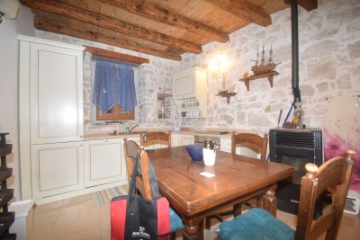 Renovated stone house on 3 floors in the very center of Vrsar 3