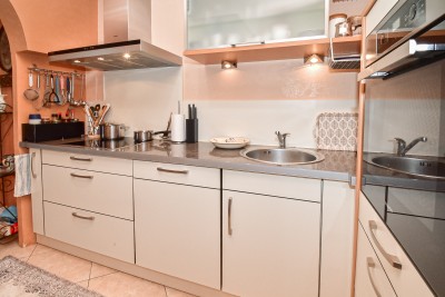 Casa con due appartamenti e un bel curato cortile 11