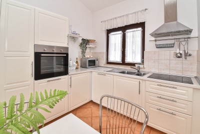 Kuća u nizu s fantastičnim panoramskim pogledom na more i zajedničkim bazenom 11