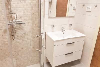 Appartamento esclusivo con piscina nei dintorni di Parenzo 9