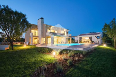 Magnificent designer villa 2