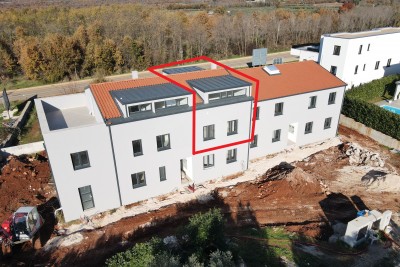 Appartamento su due piani con balcone e vista sul mare