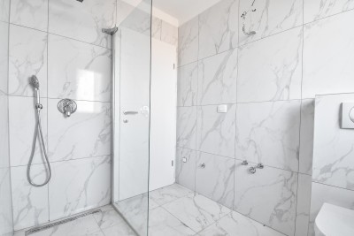 Komforan stan na prvom katu novogradnje 7