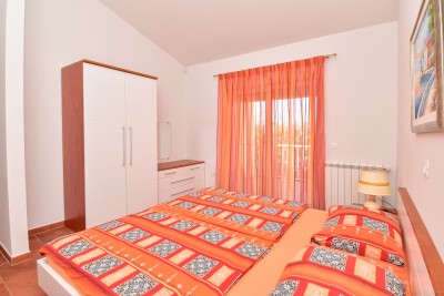 Ekskluziva! Dvojna kuća s bazenom i pogledom na more 23