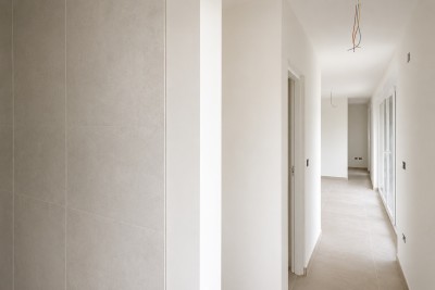 Umag okolica,  stan na 2.katu 79m2 , 1500m od mora - kopija 8