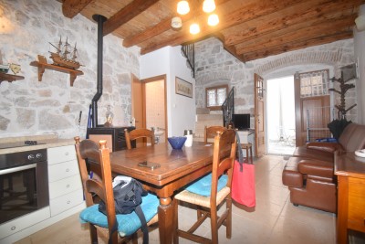 Renovated stone house on 3 floors in the very center of Vrsar 4