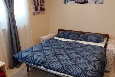 UMAG – 200 m OD MORA! TERASA + PARKING – PRILIKA 8