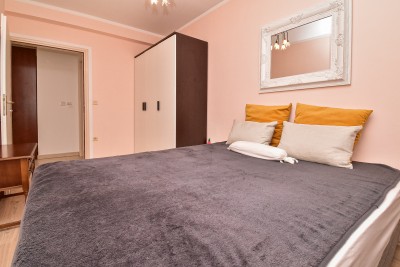 Casa con due appartamenti e un bel curato cortile 31