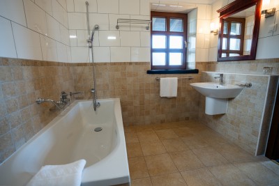 Šarmantna istarska vila s bazenom i mediteranskim vrtom 36