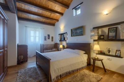 Poreč area – charming stone villa with pool 16