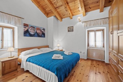 Rovinj area - two renovated stone houses with a pool 21