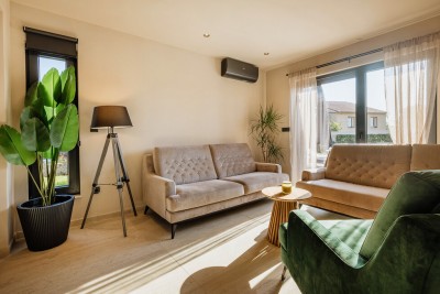 U blizini Poreča – moderna vila s bazenom i luksuznim uređenjem 9