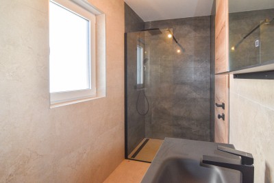Poreč okolica – Moderna vila s bazenom, 4 km od morja 15