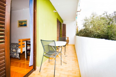 OPPORTUNITY!!! The apartment is 800m from the city center and the beach in a quiet location 6