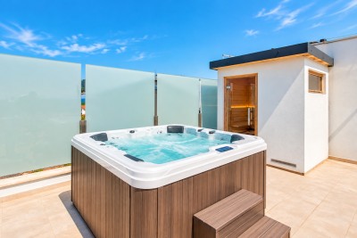 Novigrad – Penthouse s krovnom terasom i pogledom na more 33