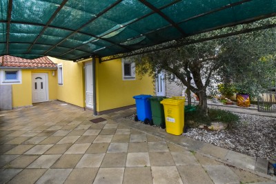 Affascinante Casa Familiare con Cortile Privato vicino a Parenzo 25