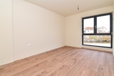 Stan u modernoj zgradi sa bazenom i garažom 900m od mora - u izgradnji 7